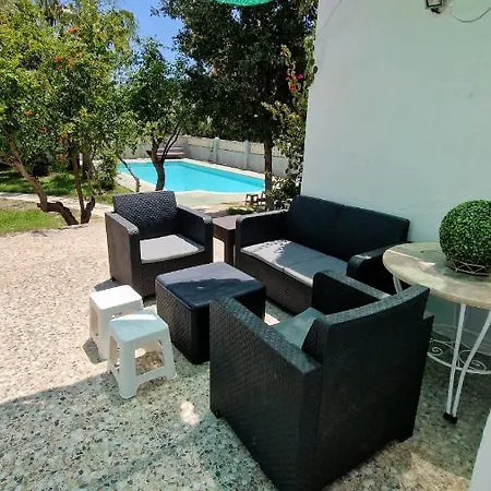 Dom wakacyjny House With Exclusive Pool And Garden 7 Min Walk From The And The Center El Campello
