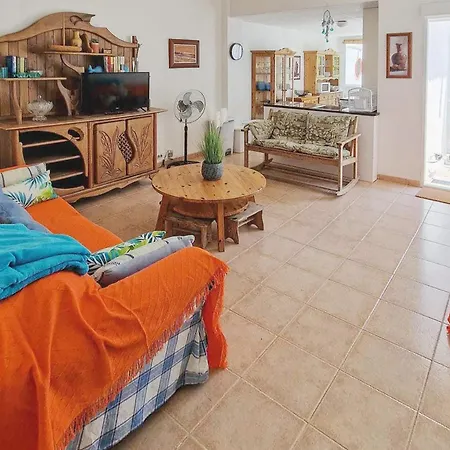 House With Exclusive Pool And Garden 7 Min Walk From The And The Center El Campello