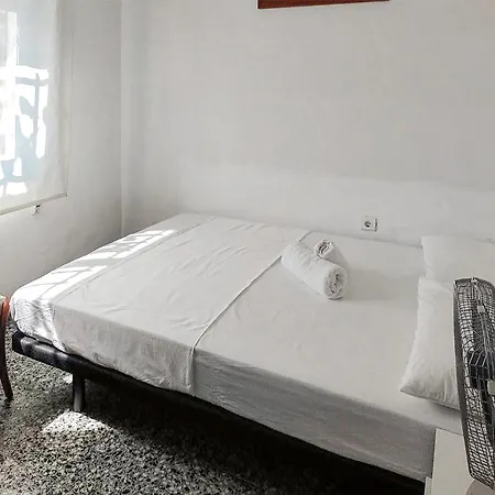 House With Exclusive Pool And Garden 7 Min Walk From The And The Center El Campello